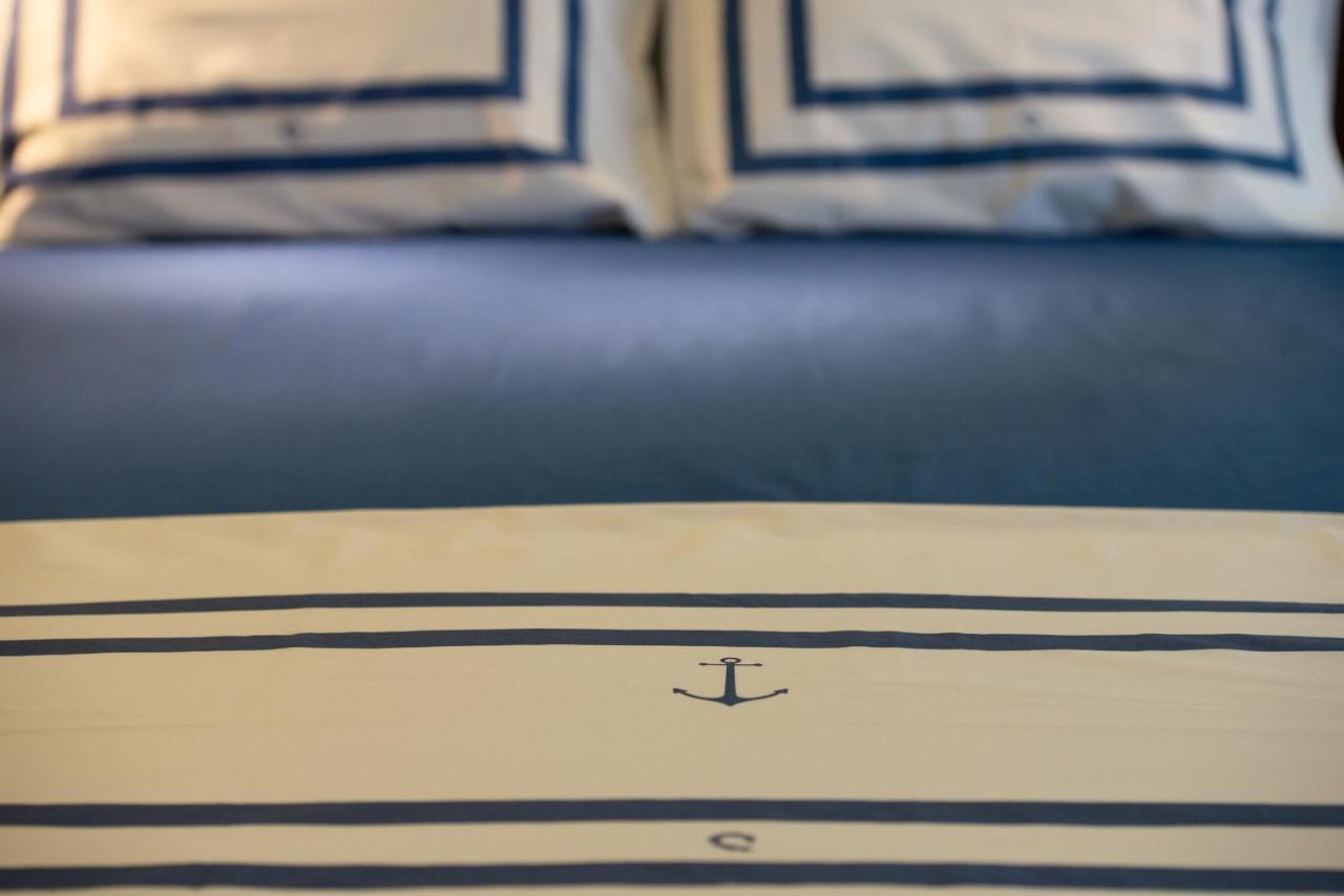 Niriides Hotel Porto Koufo Buitenkant foto