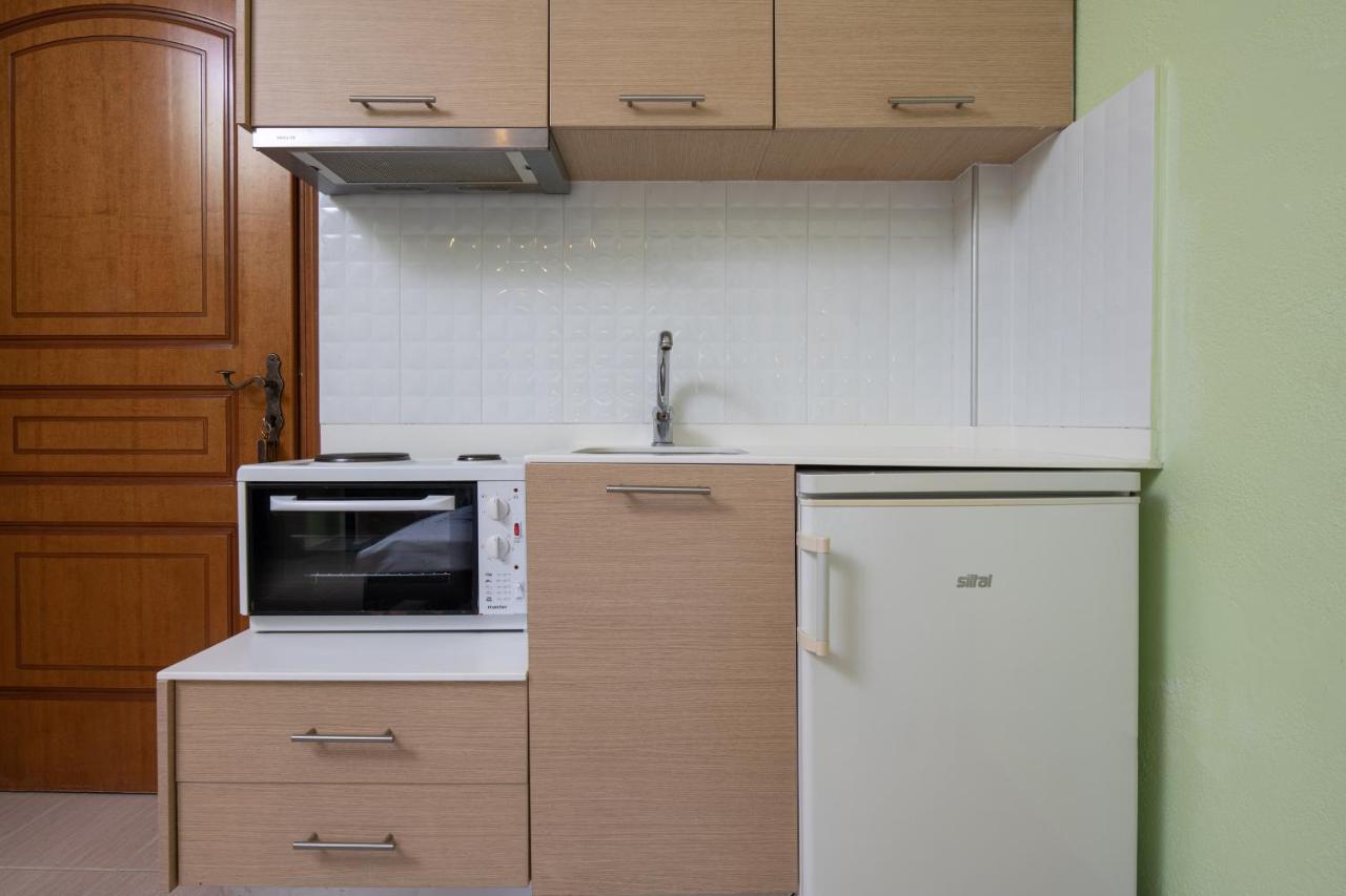 Niriides Hotel Porto Koufo Buitenkant foto